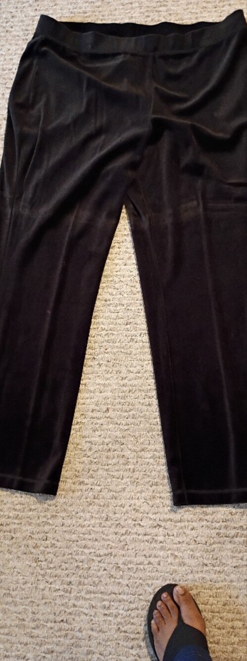 Studio Works Women's Black Jogger Sweatpants